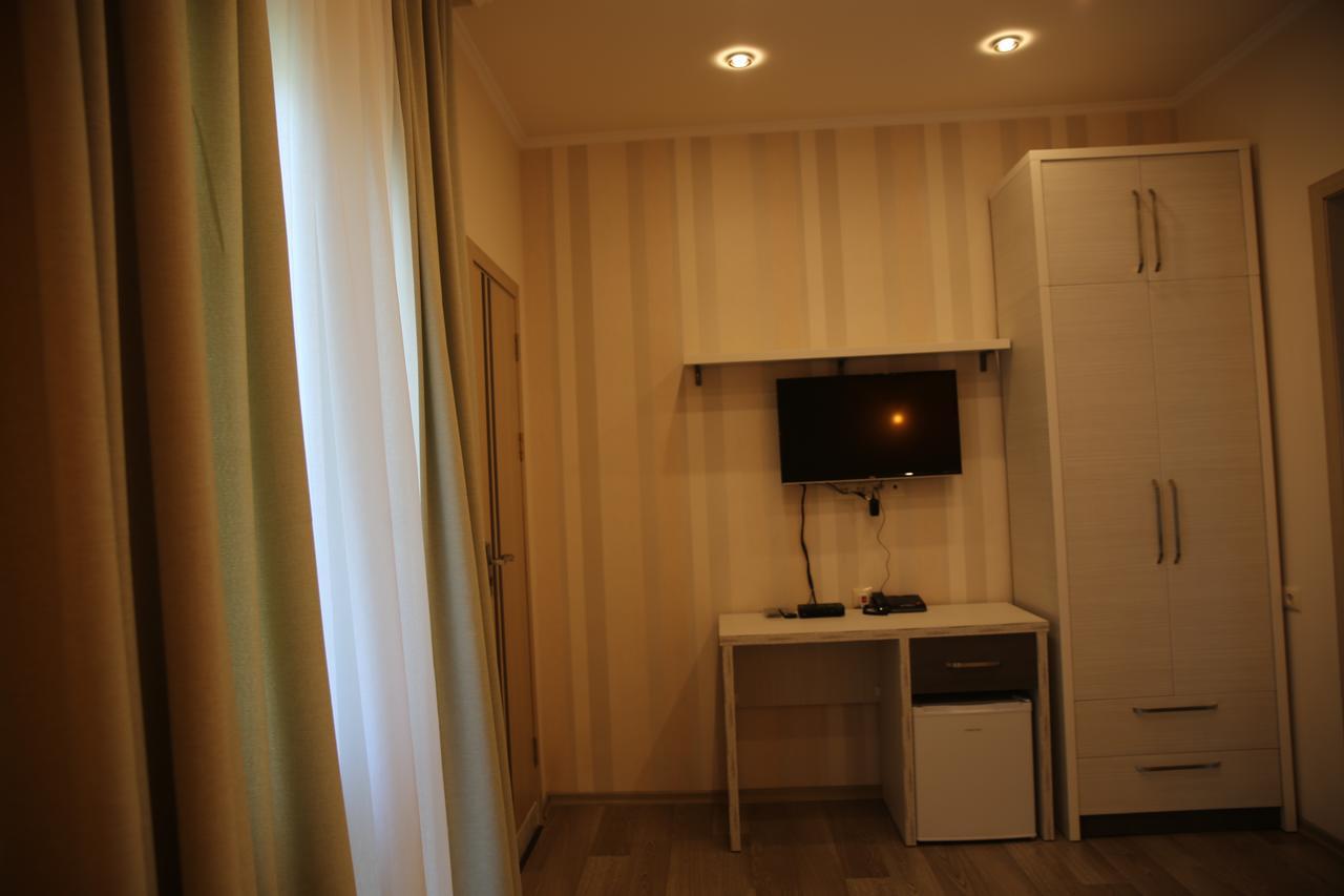 Villa Mariana Batoemi Buitenkant foto